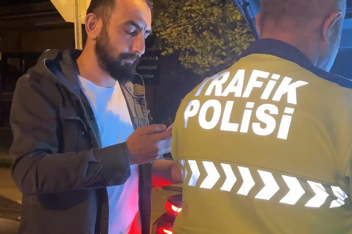 Kayseri'de alkollü sürücü polislere 'abartmayın' tepkisi gösterdi