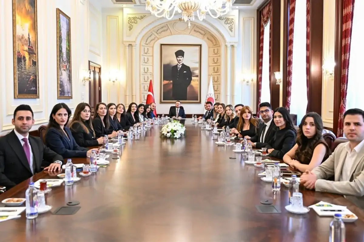 Akın Gürlek, Adli Dosyalarla İlgili Gazetecilerin Sorularını Yanıtladı