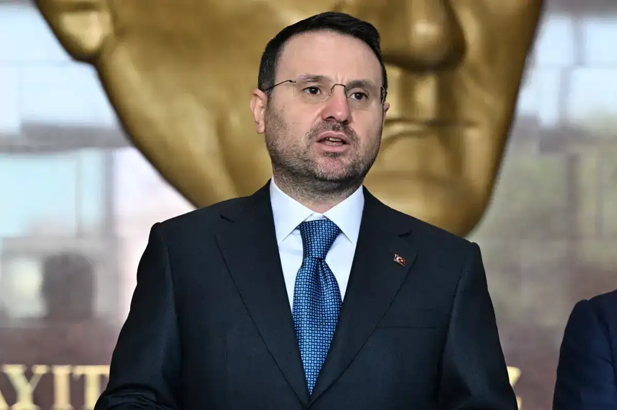 Bakan Gürlek’ten Borsa Açıklaması: "Manipülatif İşlemler Karşılıksız Kalmayacak"