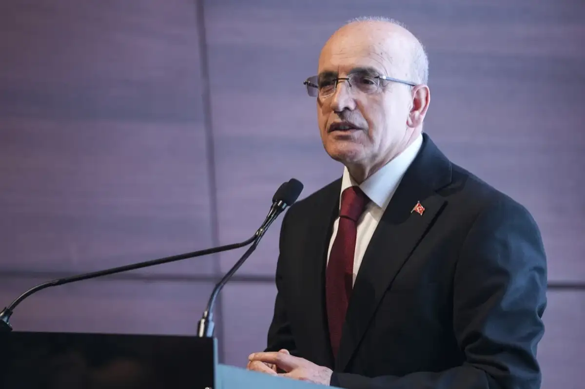 Bakan Şimşek'ten kur rejimi mesajı: "Spekülasyonların dayanağı yok"