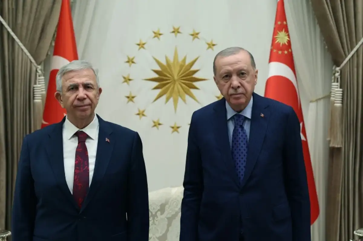 Mansur Yavaş'tan Cumhurbaşkanı Erdoğan ile Görüşmesine İlişkin İddialara Yanıt: "Gündemimiz Sadece Ankara’ydı"