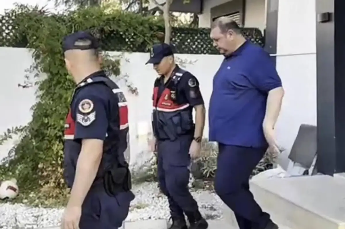 Menderes Belediyesi Rüşvet Soruşturmasında Avukat Gözaltına Alındı