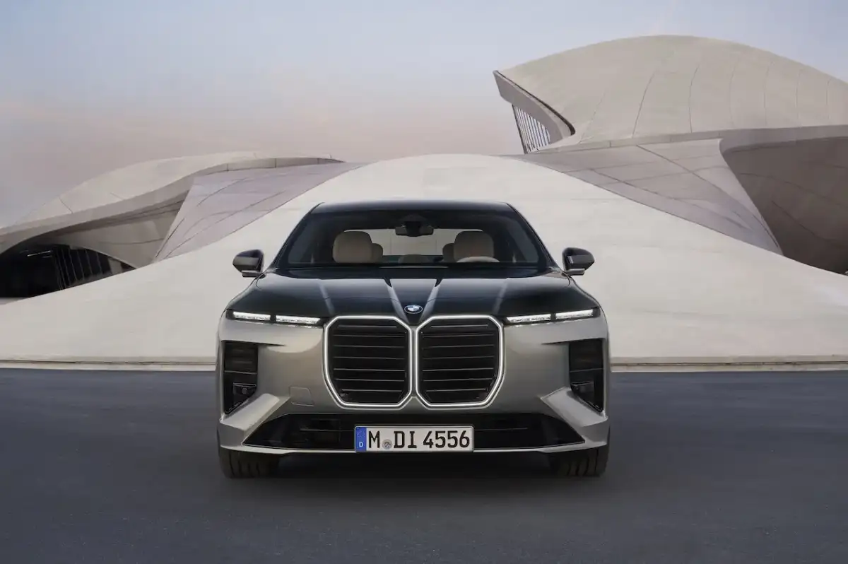Yeni BMW 7 Serisi Türkiye’de Satışa Çıktı: Özellikleri ve Fiyatı