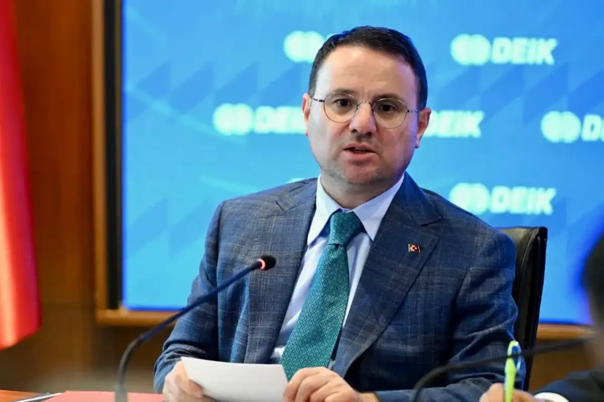 Bakan Gürlek: "Yatırım Ortamının Güvenliği için Hukuk Dışı Yapılarla Mücadele Sürecek"
