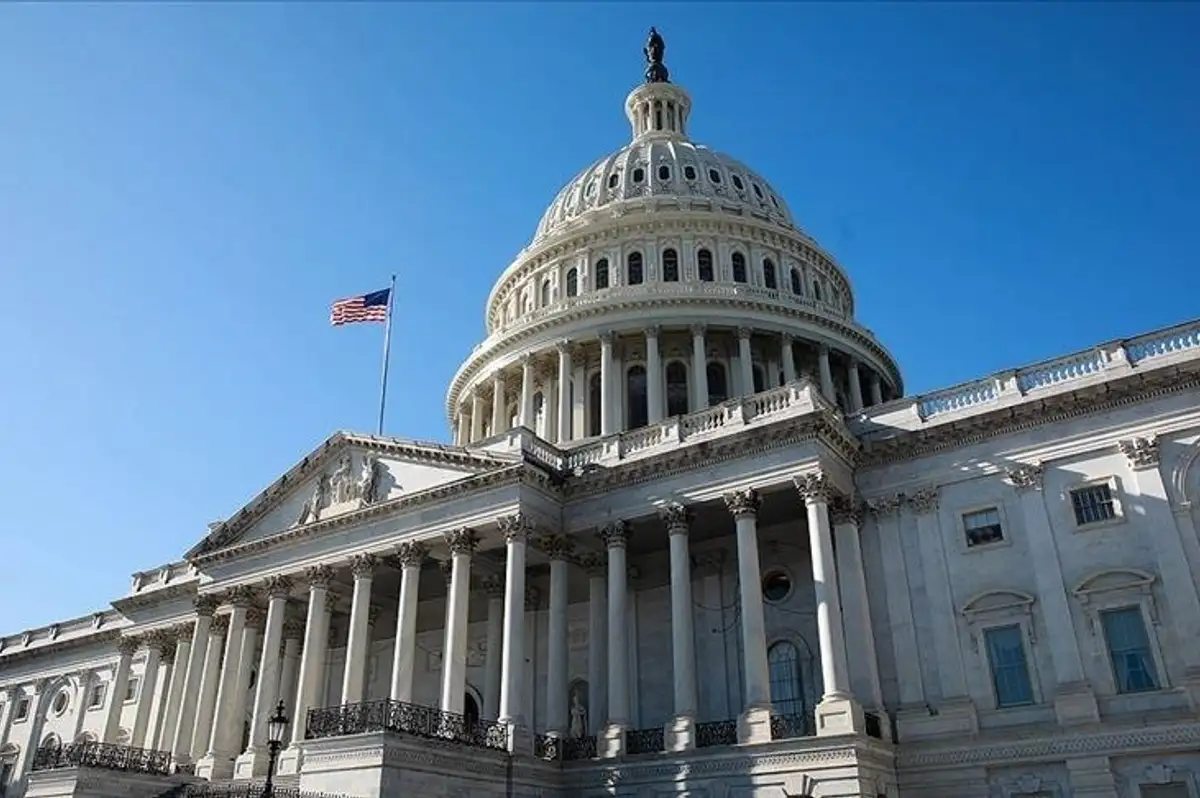 ABD Temsilciler Meclisi Trump'tan İran'daki Askeri Güçlerini Çekmesini İstedi