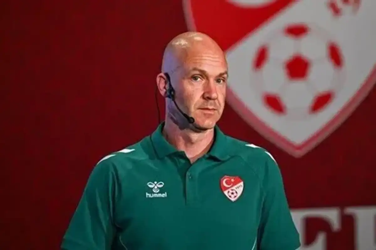 Kulüpler, hakemlerin hatasını ve doğrusunu Taylor'dan öğrenecek!