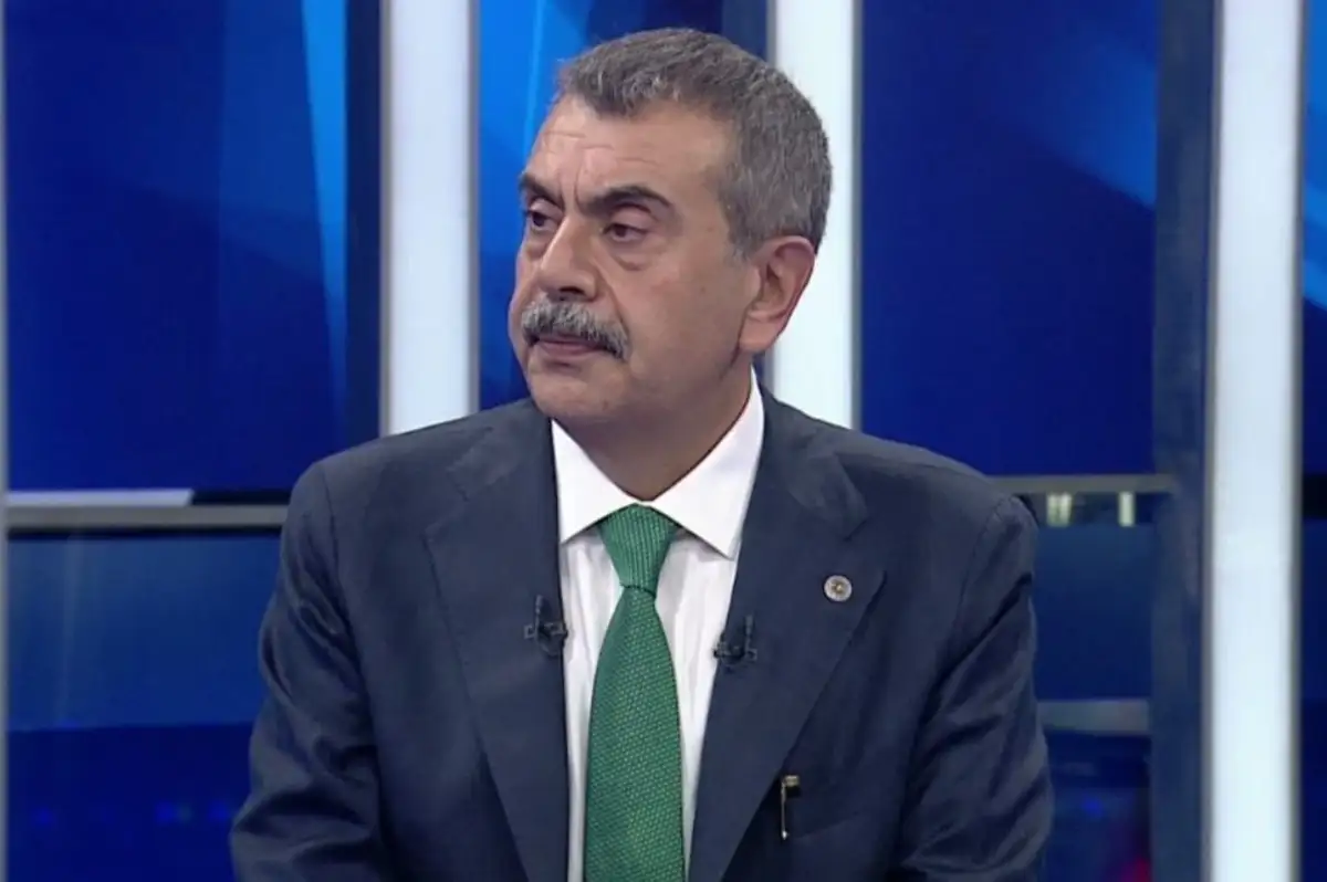 Bakan Tekin'den 'Ara Tatil' Açıklaması