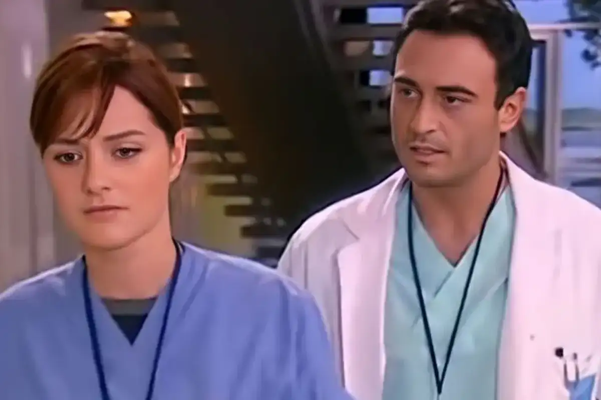 Doktorlar Dizisinin Ela ve Levent'i Yıllar Sonra Tuzlu Kahve'de Buluştu