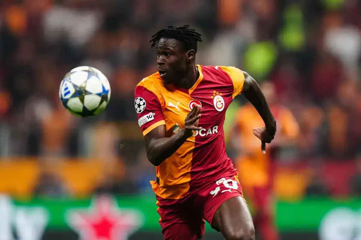 Galatasaray'da Singo'nun Bu Ay Sonu Dönmesi Bekleniyor