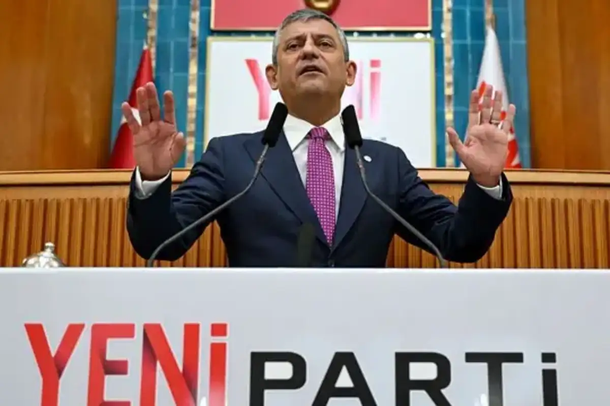 AYM Yeni Parti için Üç Alternatif İsmi Değerlendirecek