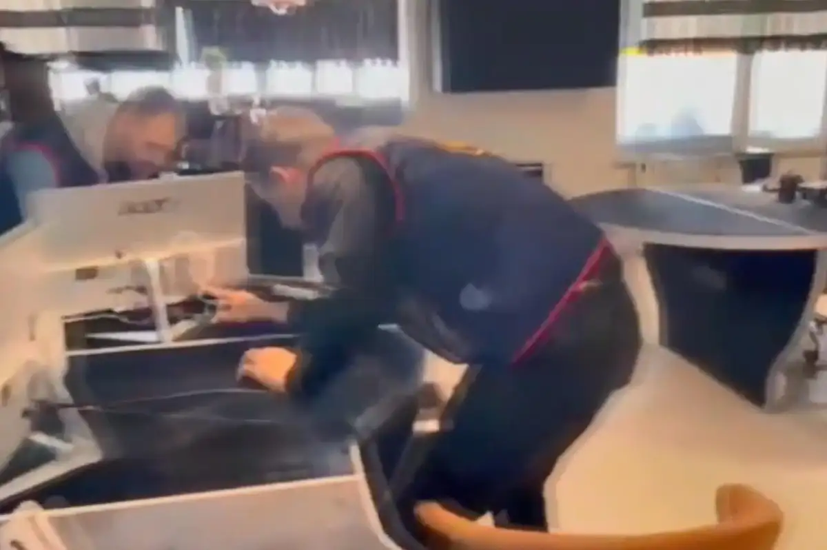 Trafik kazası mağdurlarının verileriyle dolandırıcılık şebekesine operasyon