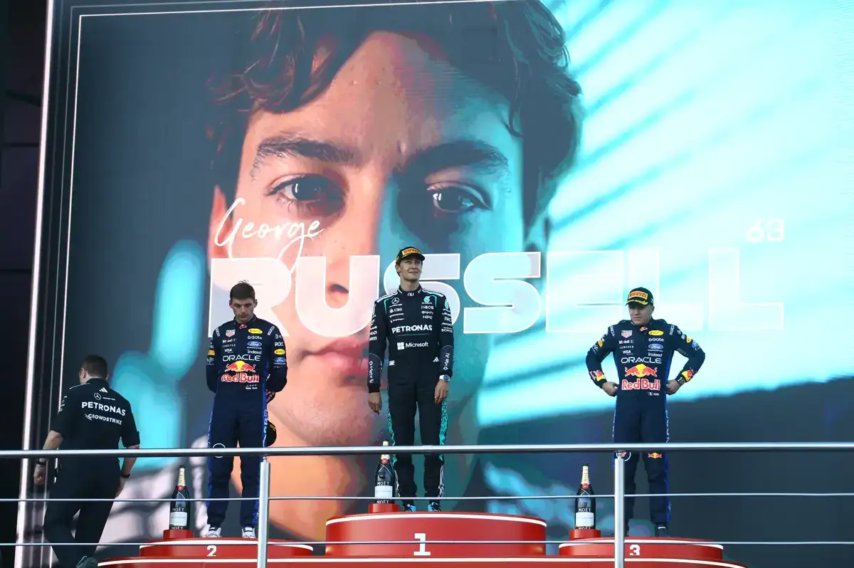 Azerbaycan Grand Prix'sinde zafer Mercedes'ten George Russell'ın oldu
