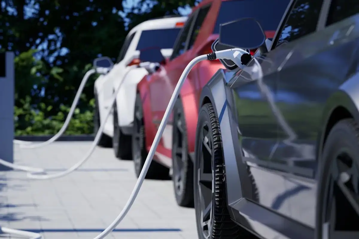 Yüksek kilometreli elektrikli araçlar daha az arıza yapıyor