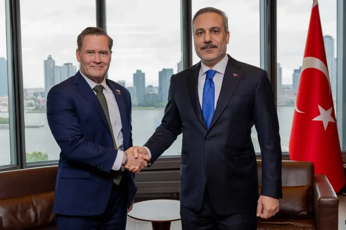 Bakan Fidan, New York'ta ABD'nin BM Temsilcisi Waltz ile Görüştü