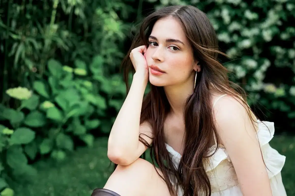 Daha 17'nin Deniz'i Helin Elveren: "Aşkın Bana İyi Geldiğini Düşünmüyorum"