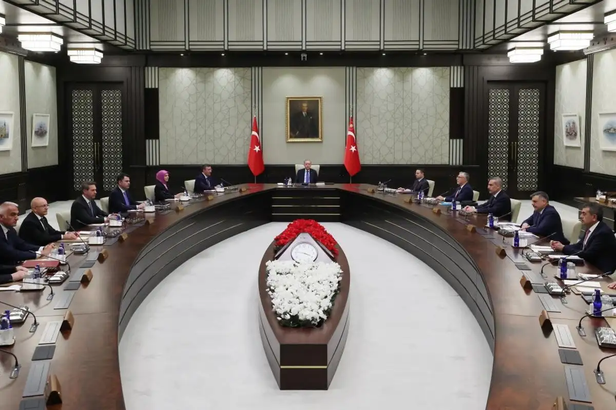Kabine Toplantısında Gündem Fon Soruşturması ve Terörsüz Türkiye