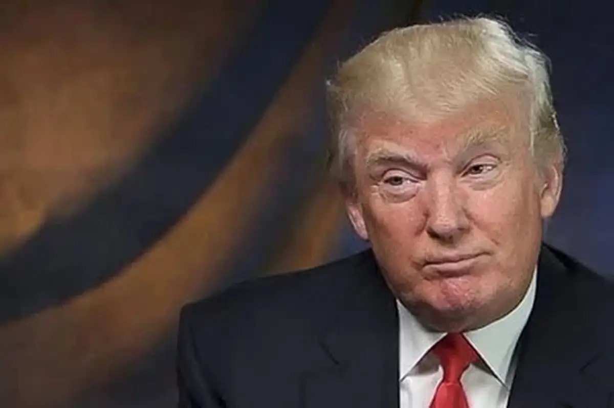 Trump Hürmüz Boğazı'nı 'Trump Boğazı' olarak niteleyen görsel paylaştı