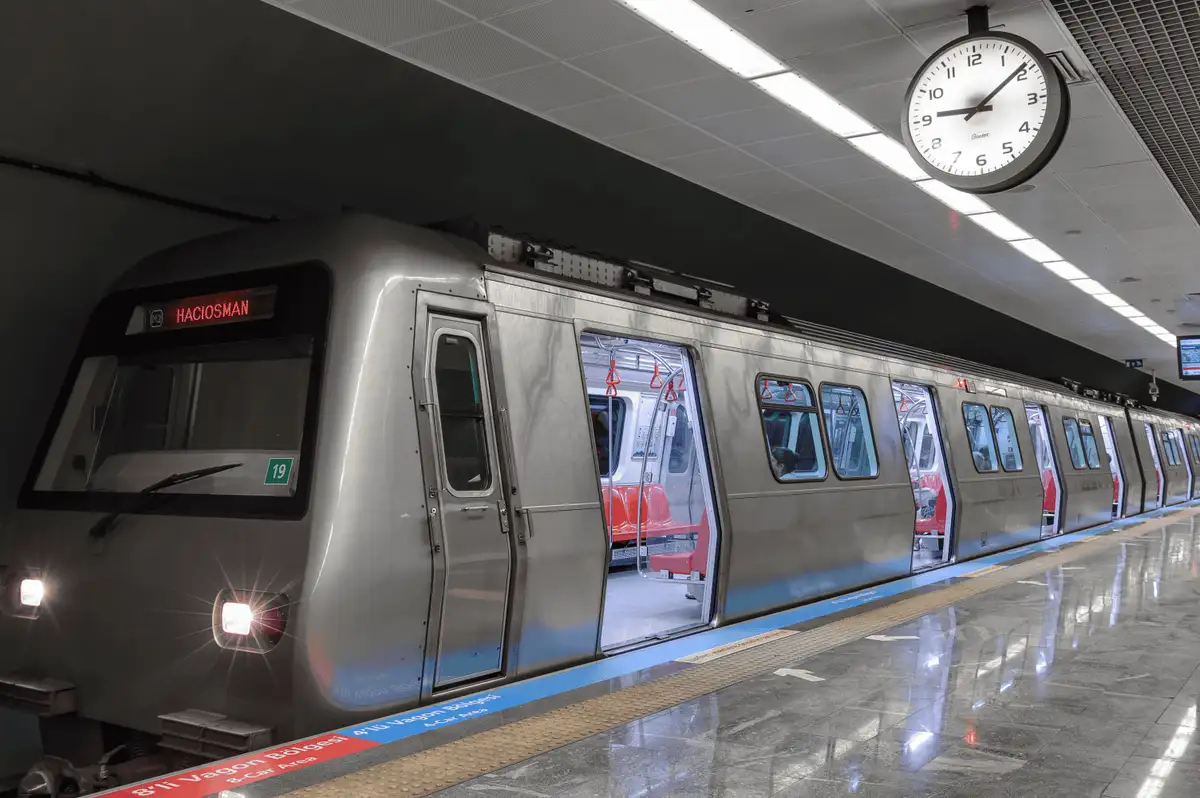 M12 Ümraniye-Ataşehir-Göztepe Metro Hattı Ne Zaman Açılıyor?