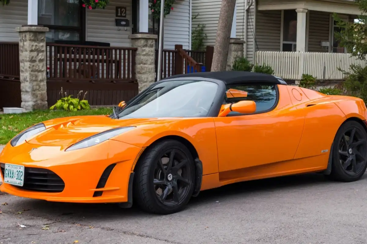 Tesla Roadster için bir erteleme daha: Musk yeni tarihi açıkladı