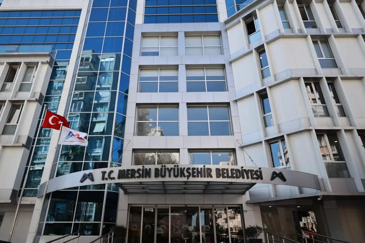 Mersin'de Üç Belediyeye Yönelik Yolsuzluk Operasyonu