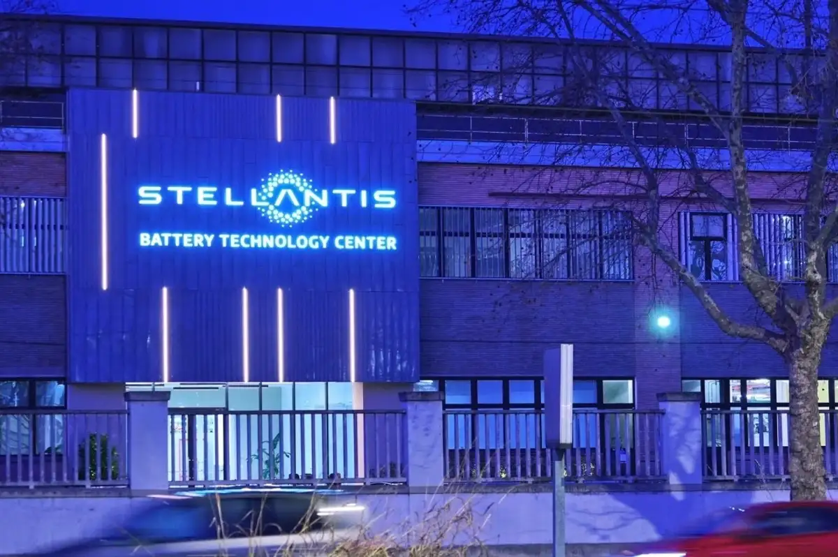 Otomotiv devinde tedarik sorunu: 4 fabrikada üretim duracak