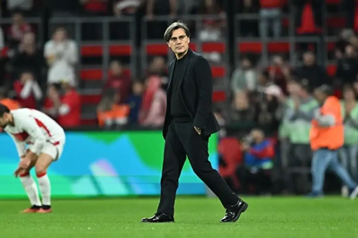 Belçika'da Türk taraftarlar Montella istifa tezahüratları yaptı
