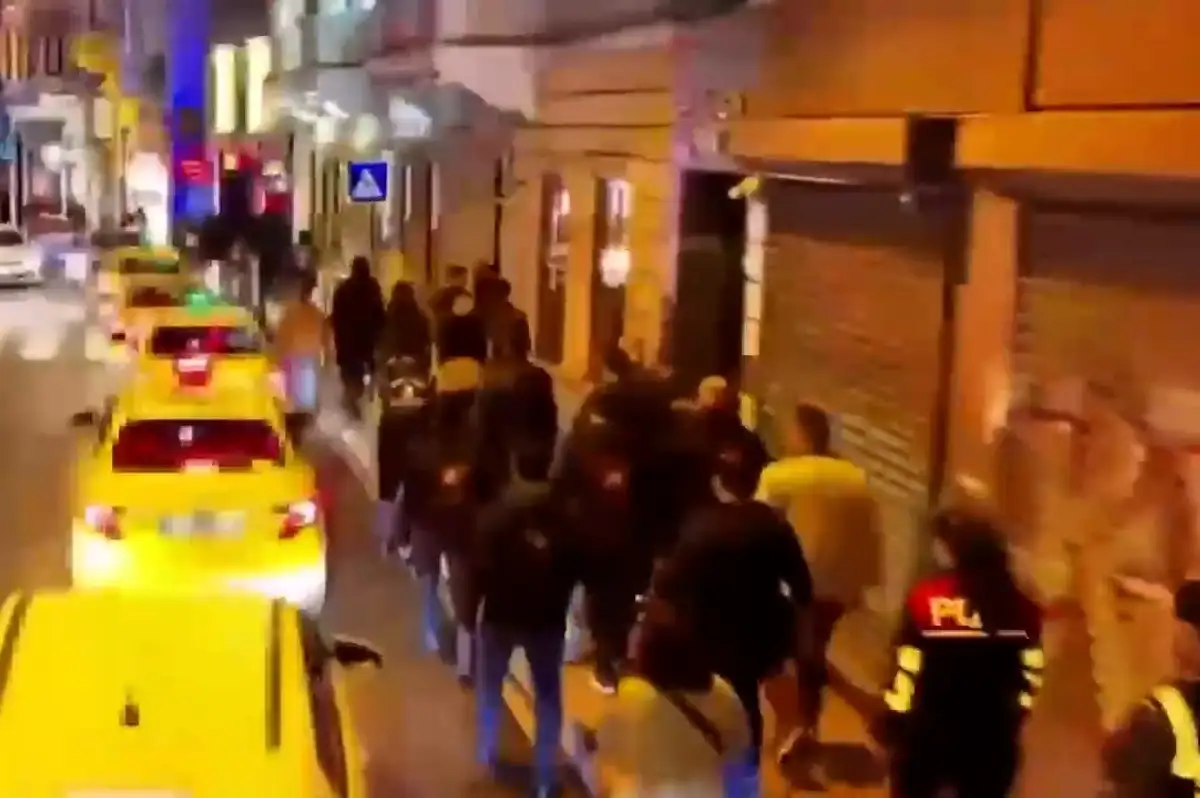 Beyoğlu'nda hanutçu, değnekçi ve dilencilere yönelik operasyon
