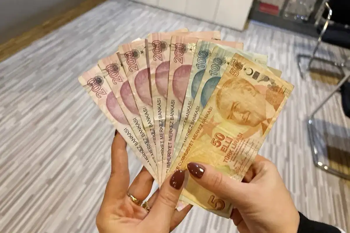 Yargıtay'dan yetim aylığı emsal kararı: Boşanıp birlikte yaşayanlara