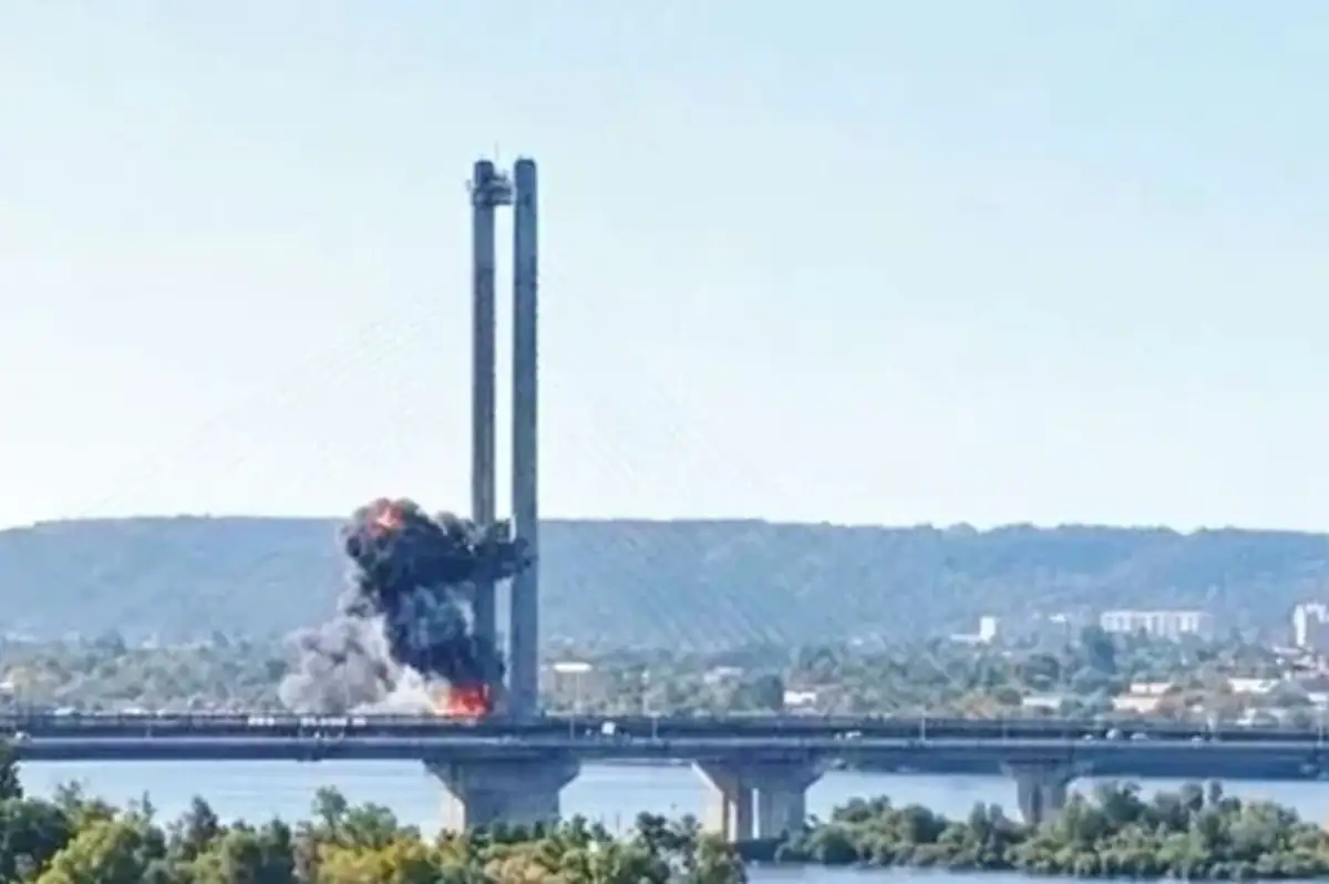 Ruslar üç günde iki köprü vurdu… Hedef Kiev’i yaşanmaz hale getirmek
