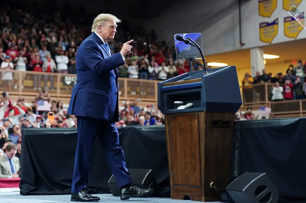 Trump yaz saati tartışmasında senatörün numarasını paylaştı