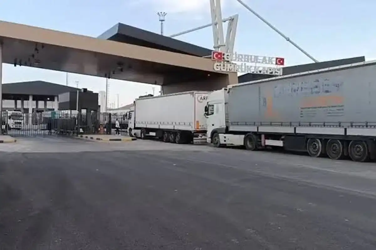 Gürbulak Sınır Kapısı'nda gümrük memuruna bıçaklı tehdit