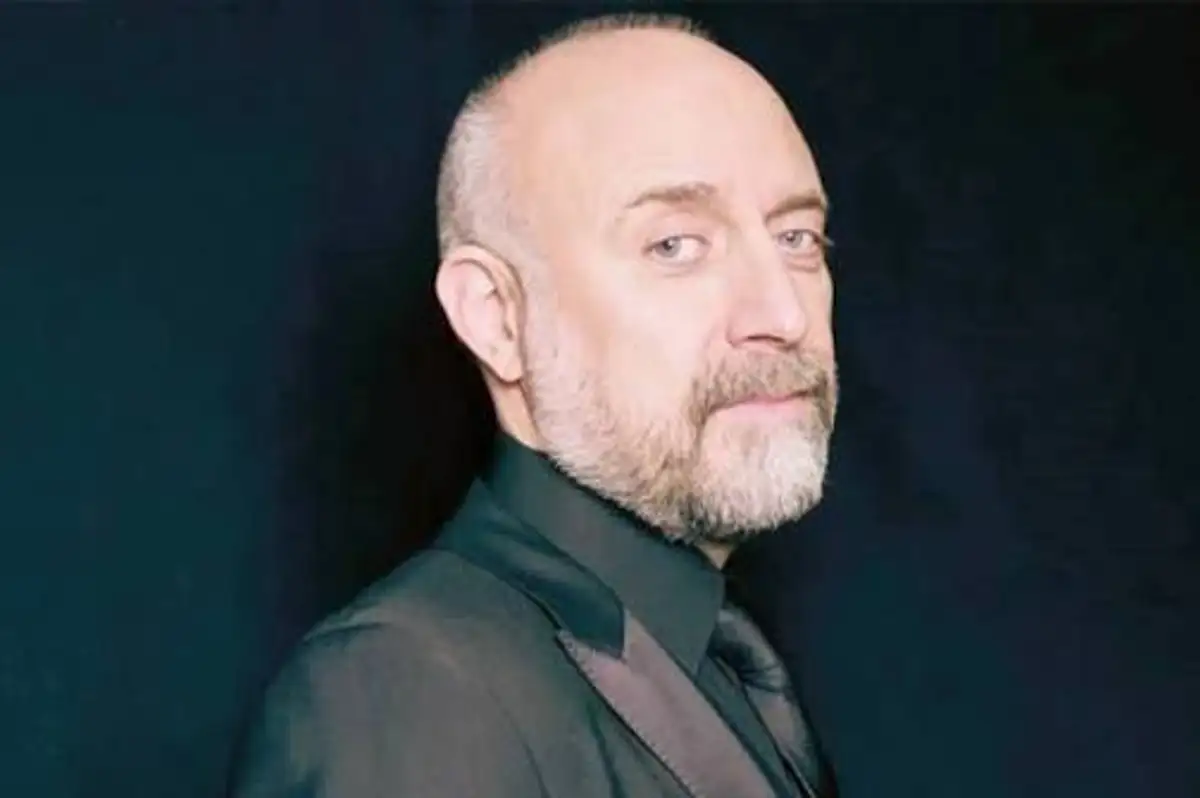 Halit Ergenç Motosikletle Görüntülendi, Kask Takmaması Gündem Oldu