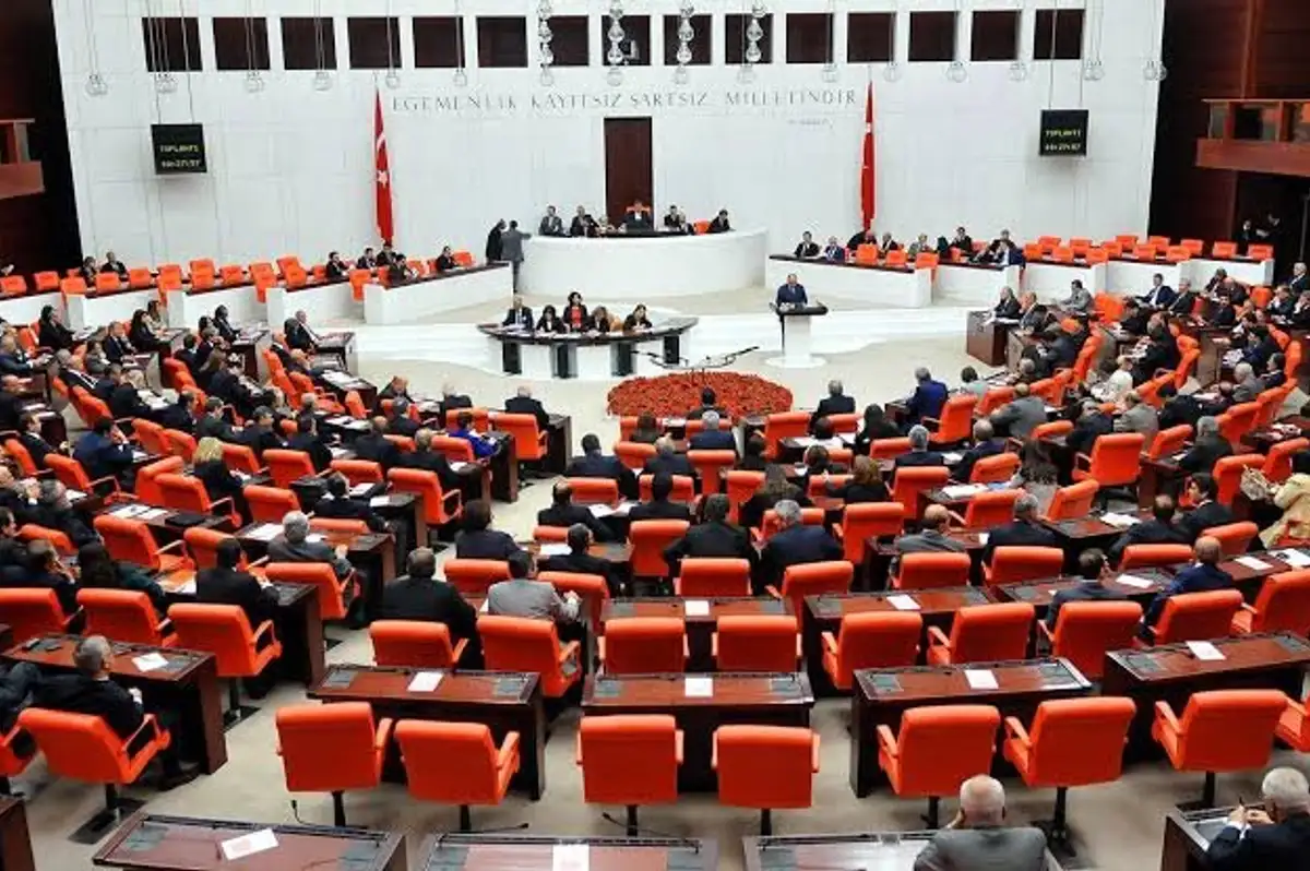 TBMM Yeni Yasama Dönemine Başlıyor: Meclis’in Ana Gündemi Fon Piyasalarındaki Kriz Oldu