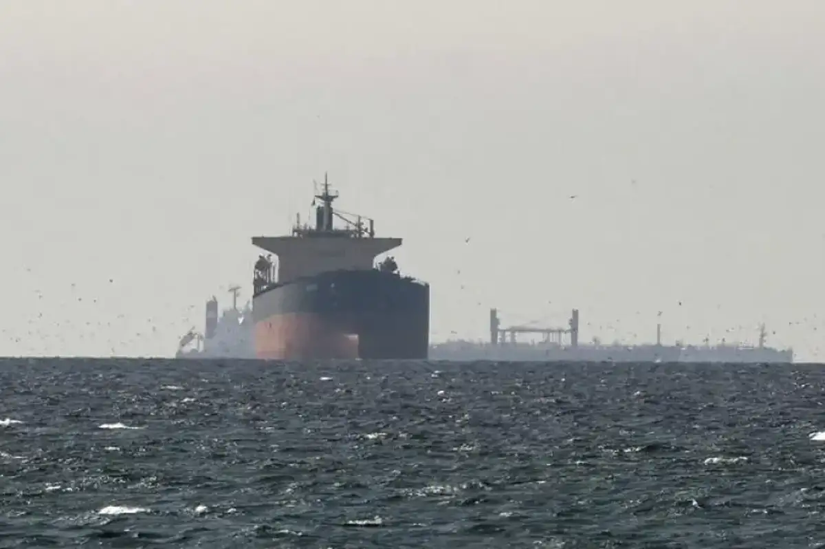 İran Hürmüz Boğazı'ndaki Tankerlere Yönelik Saldırılarını Yoğunlaştırdı