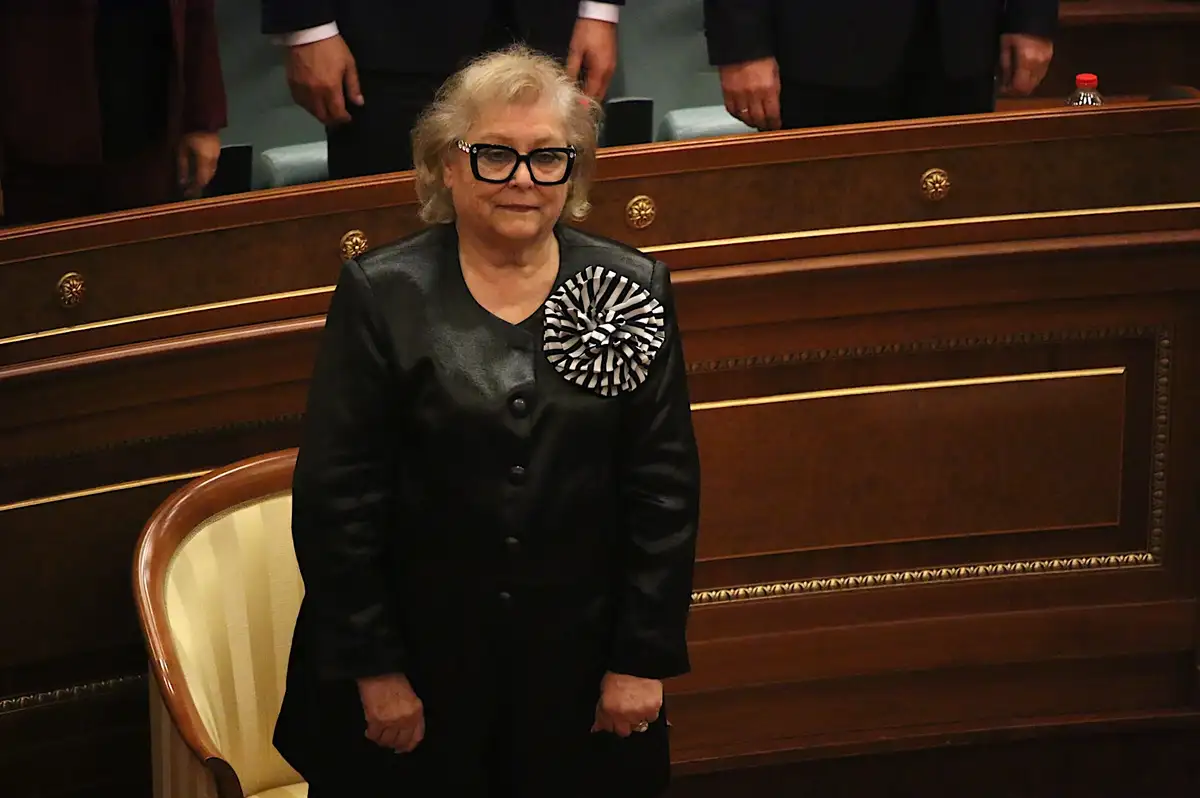 Kosova'nın yeni Cumhurbaşkanı Justina Shiroka Pula oldu (2)