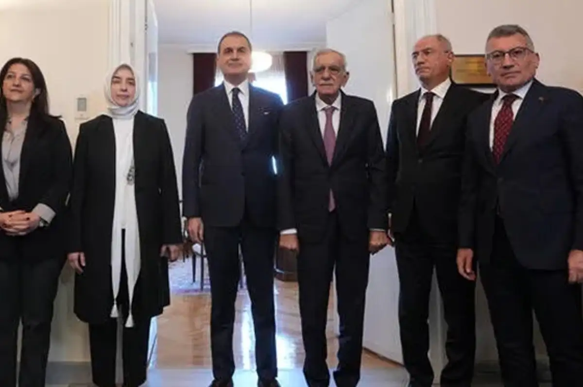 AK Parti ve DEM Parti Heyetleri Bir Araya Geldi