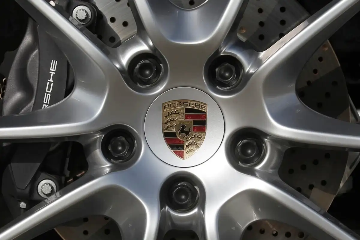 Porsche 9 bin kişilik istihdam azaltımı planlıyor