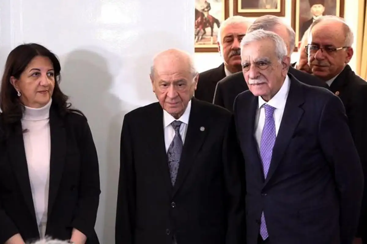 DEM Parti İmralı Heyeti MHP Lideri Bahçeli ile Bir Araya Geldi