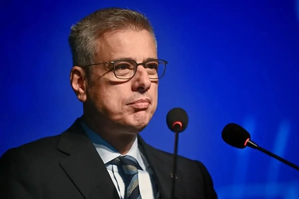 Bakan Memişoğlu: "Sigara Satışı Kimlik İbrazıyla Yapılacak"