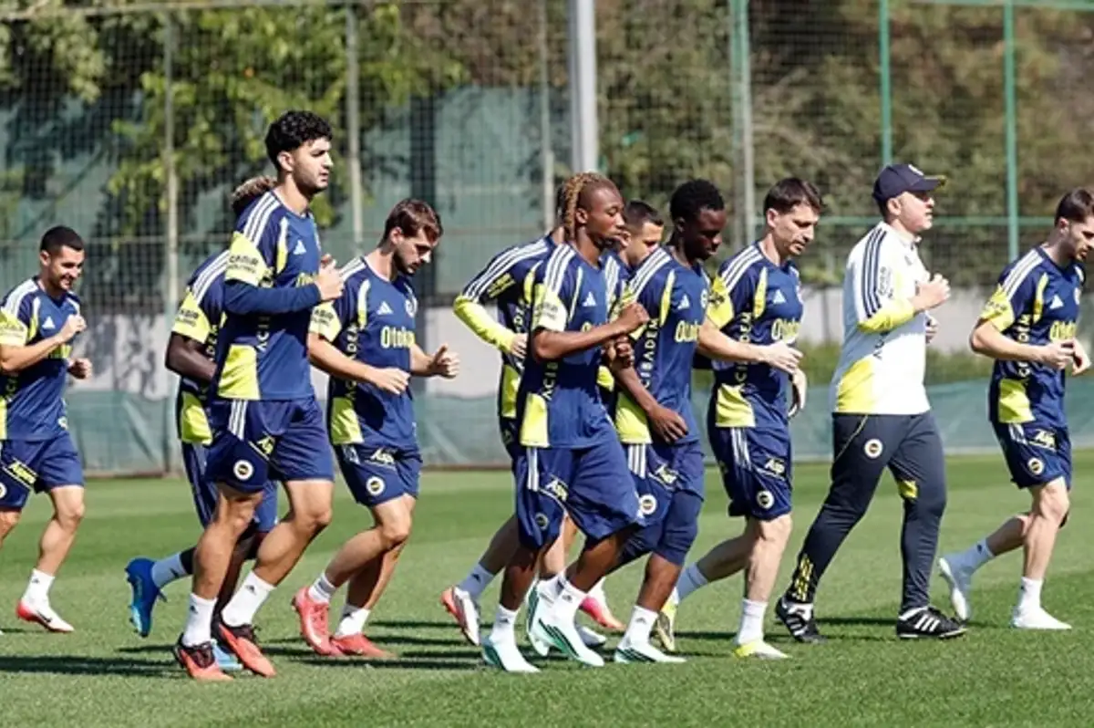 Fenerbahçe, Aston Villa maçının hazırlıklarına başladı