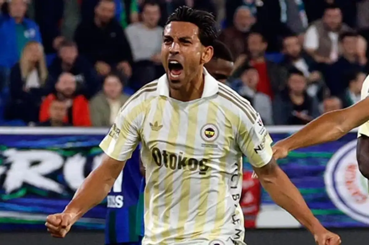 Süper Lig'de İrfan Can Kahveci ceza alanı dışından rekor geliştirdi