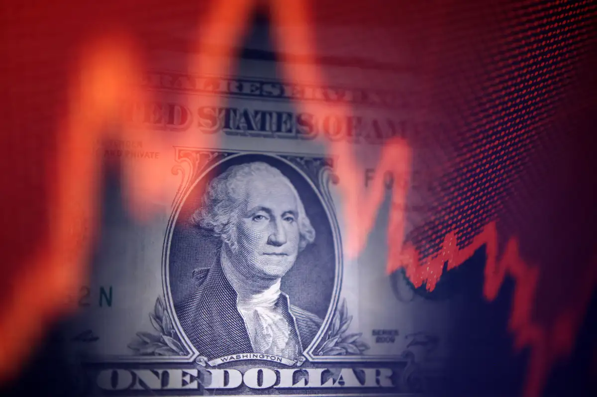 Dolar son bir buçuk yılın en yüksek seviyesine çıktı