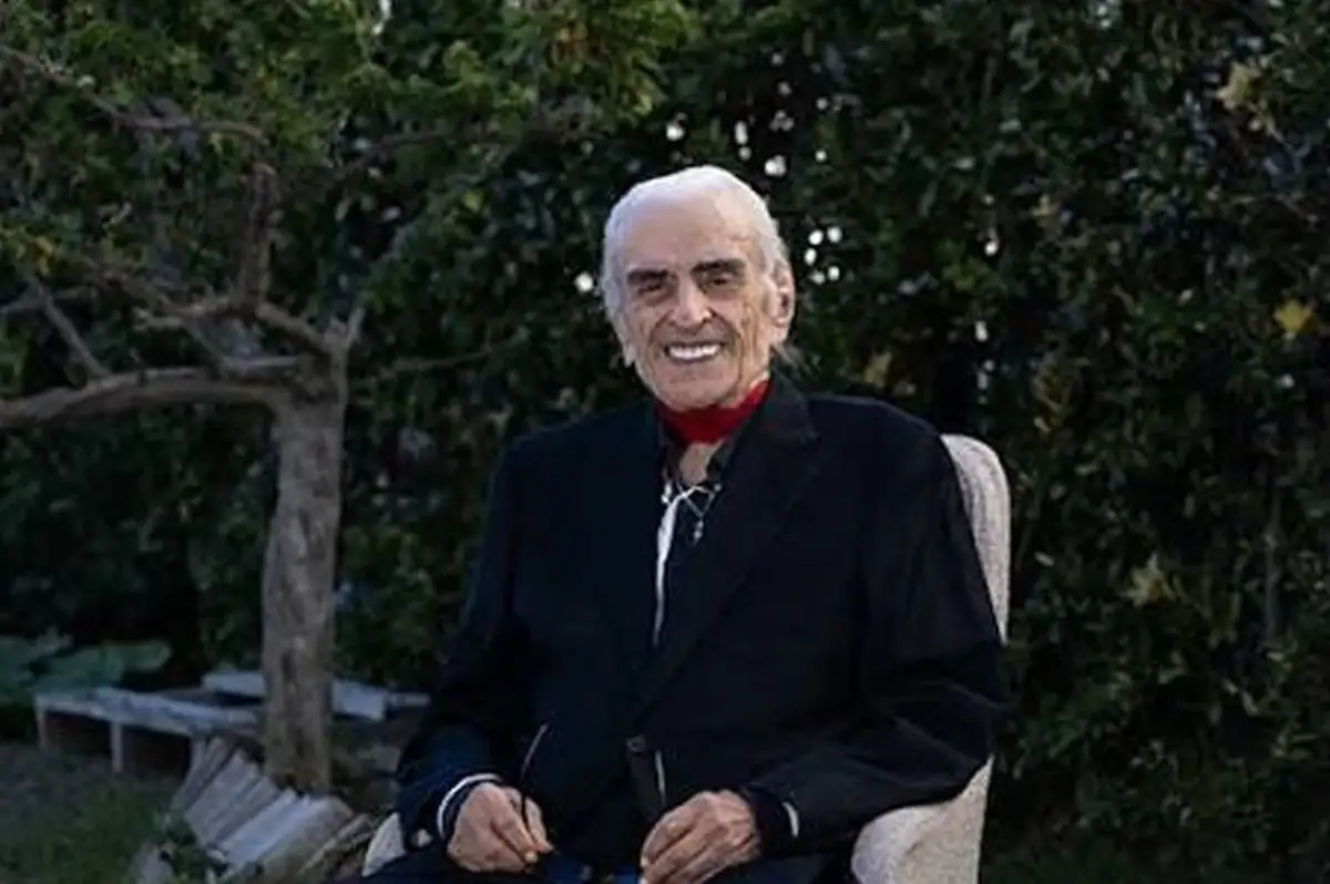 Türk Pop Müziğinin Unutulmaz İsmi Alpay Nazikioğlu Hayatını Kaybetti