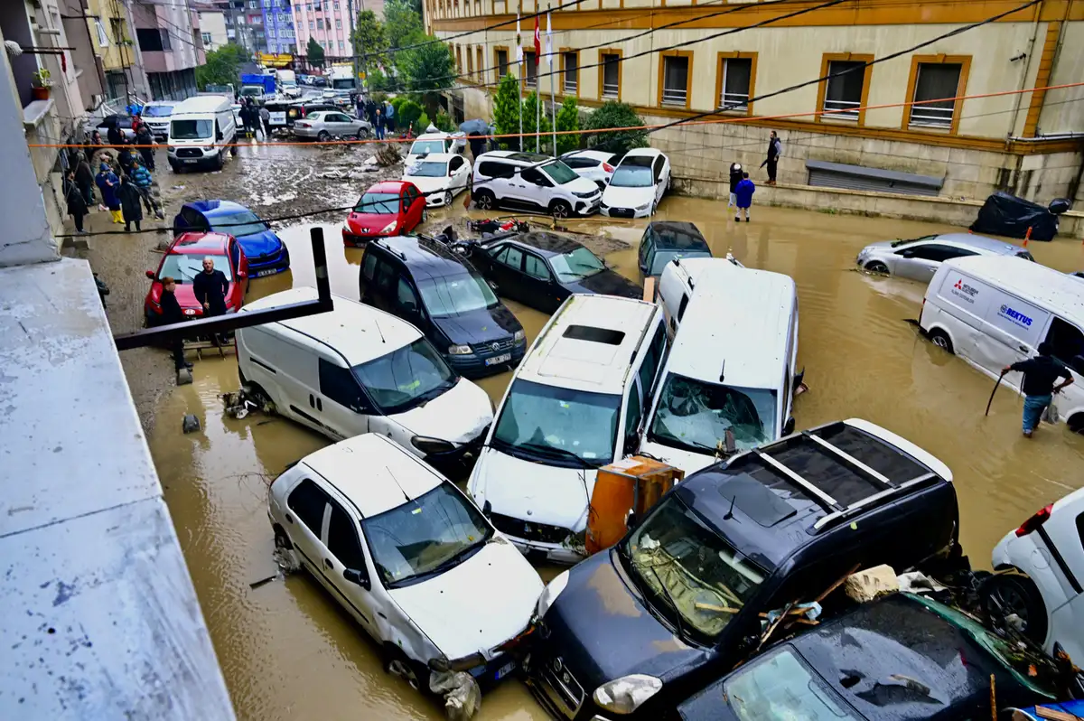 Bakan Çiftçi İstanbul'daki sel felaketinin bilançosunu açıkladı