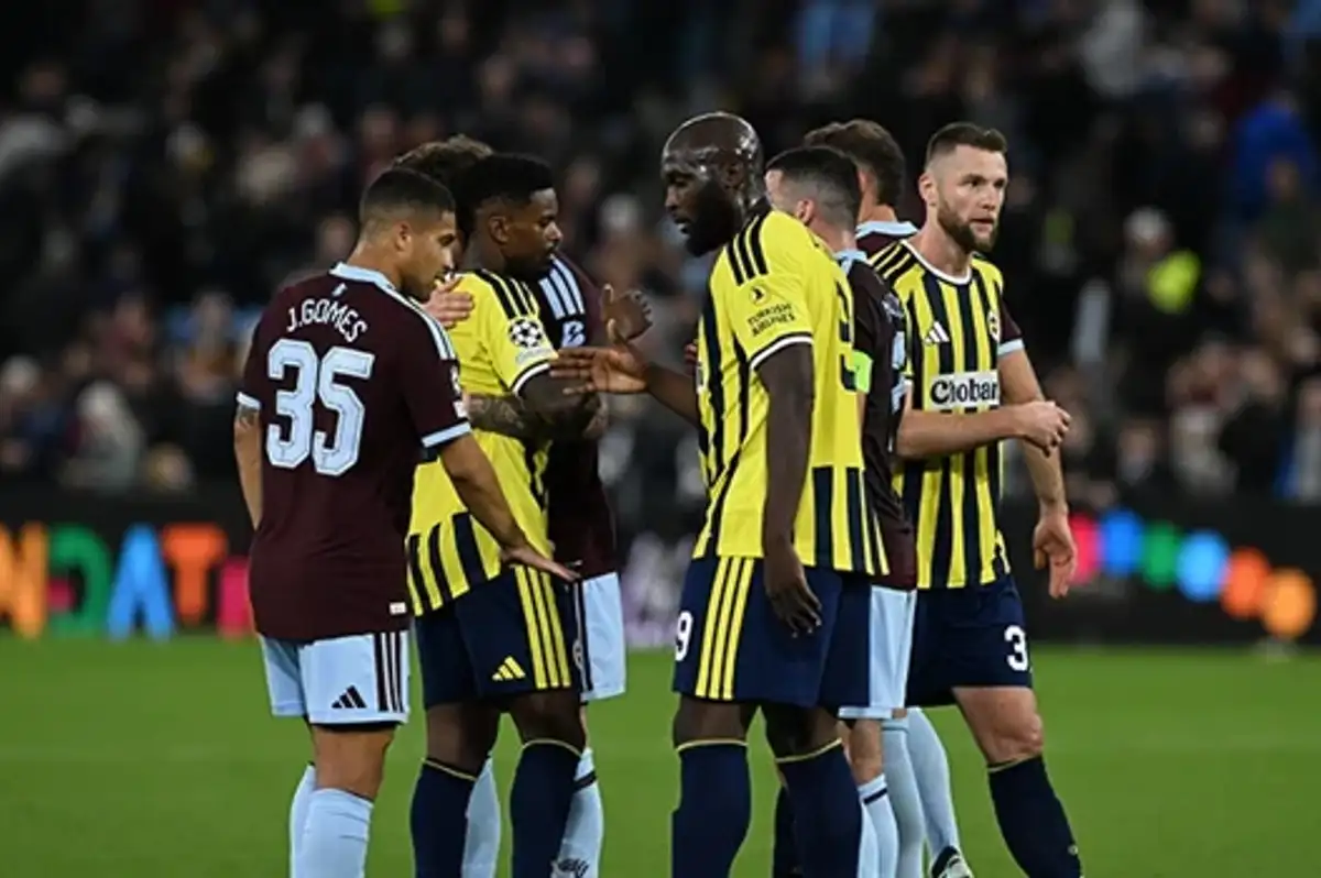 Fenerbahçe bireysel hatalarla Aston Villa'ya farklı yenildi