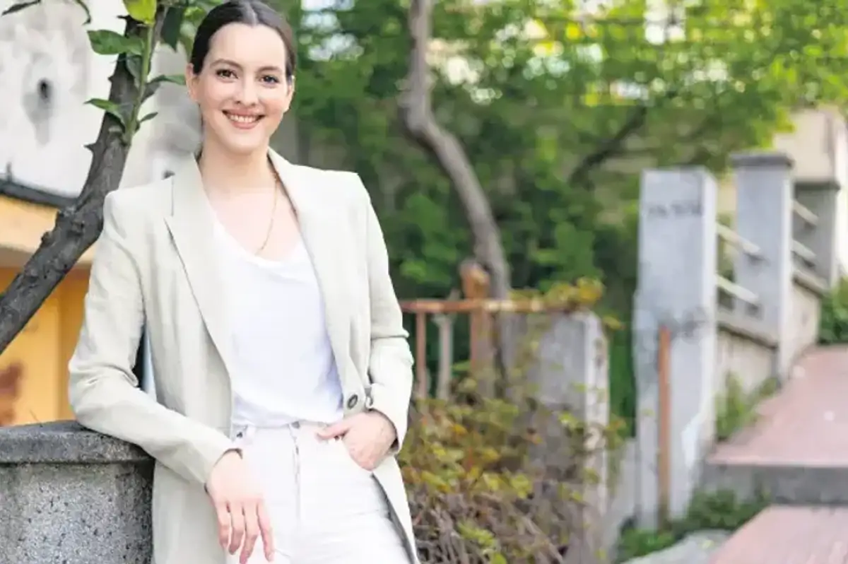 Muhtemel Aşk'a Kadir'in İkizi Kader Geliyor! Leyla Feray Kadroda