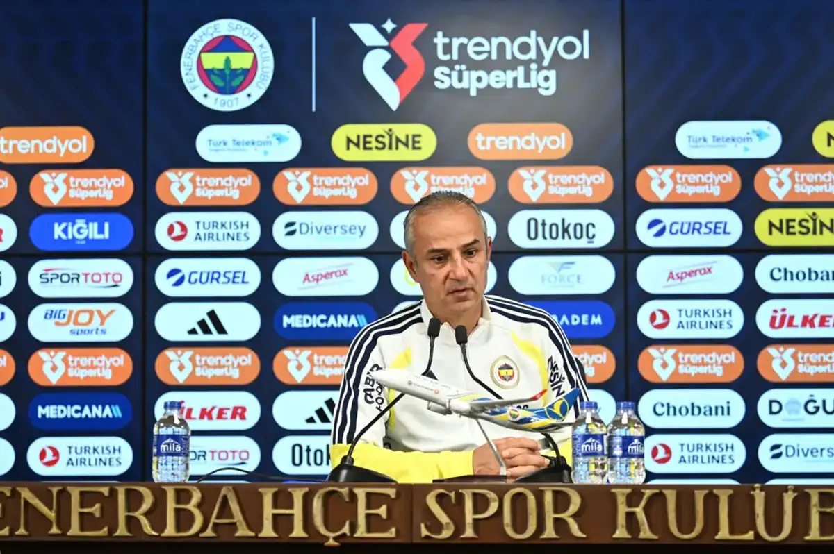 İsmail Kartal: Aston Villa defterini kapattık, Prag ve Galatasaray maçlarına odaklanıyoruz