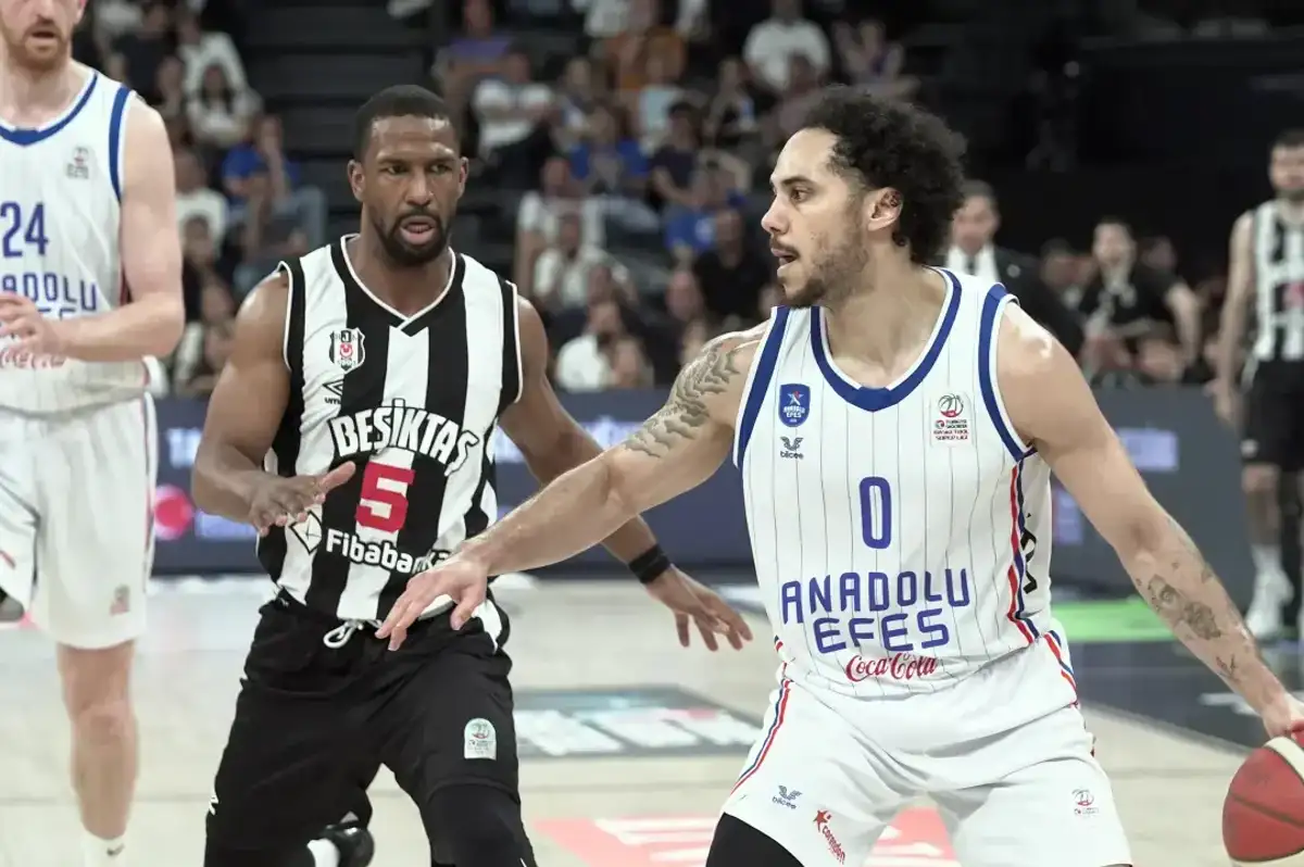EuroLeague’de Türk Derbisi: Beşiktaş ile Anadolu Efes Karşı Karşıya Geliyor