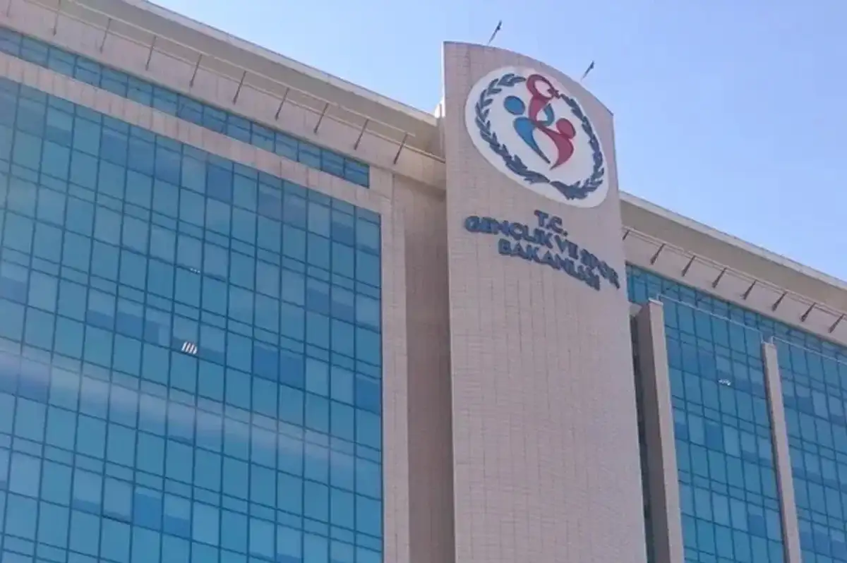 Gençlik ve Spor Bakanlığı'ndan 'Öğrenim Kredisi Borcu' Dolandırıcılığına Karşı Önemli Uyarı