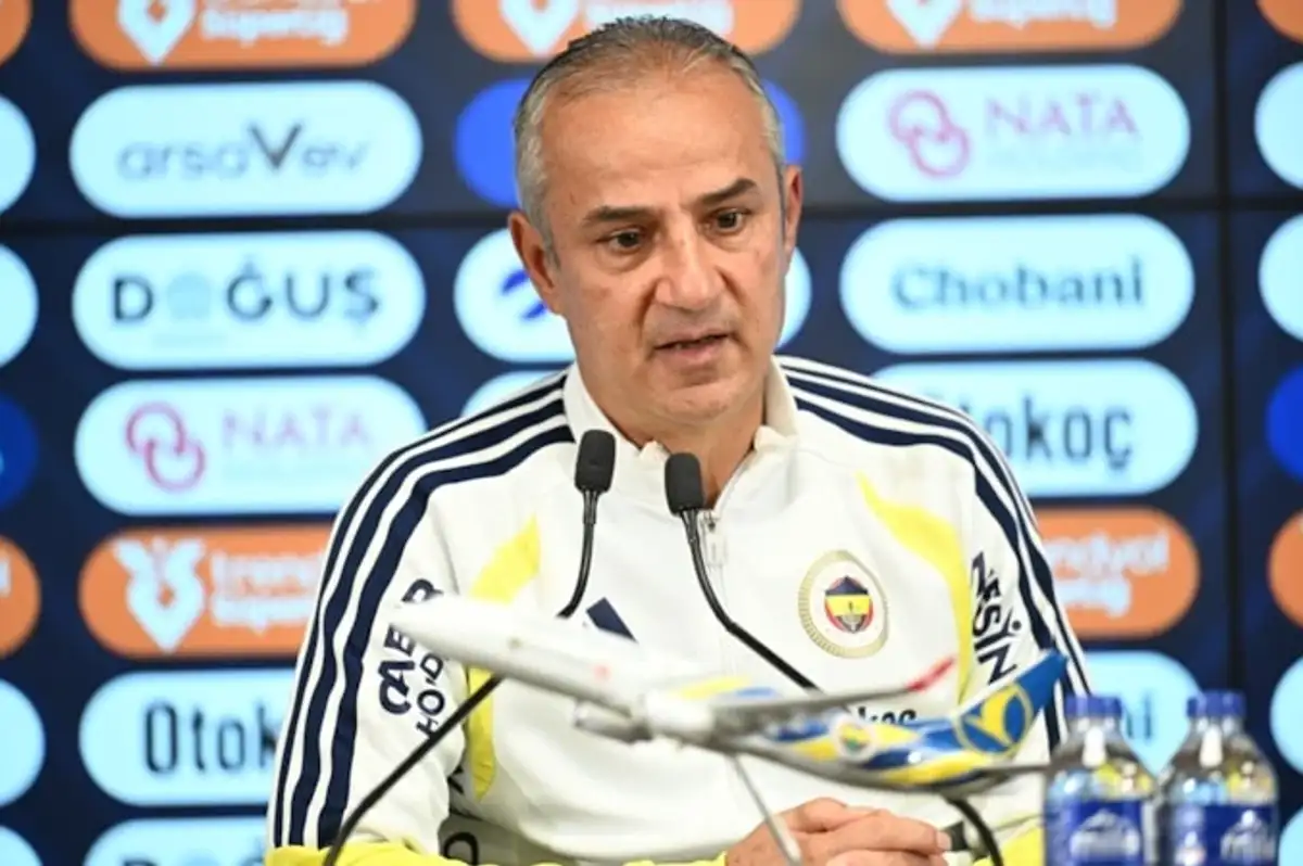 İsmail Kartal’dan Slavia Prag Maçı Öncesi Reaksiyon Mesajı: "Yarın Daha Sert Olabiliriz"